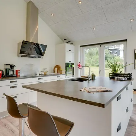 Adela - 1km From The Sea By Interhome *