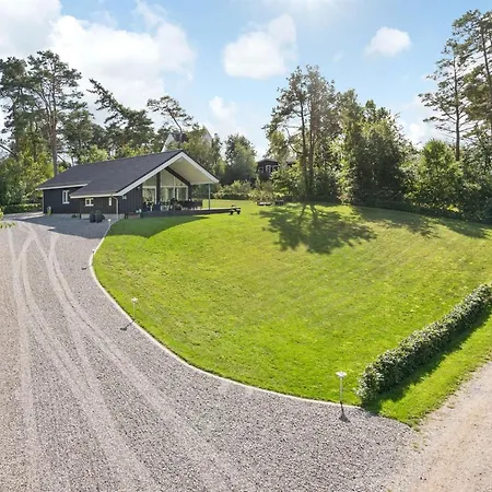 Adela - 1km From The Sea By Interhome Feriehus *
